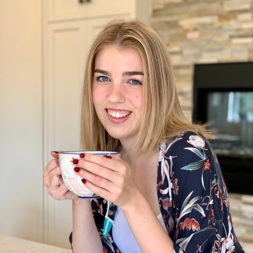 Meet your Posher, Emily